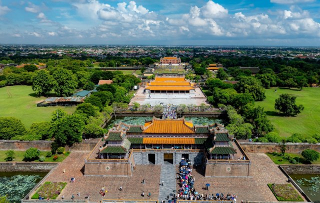 Full day sightseeing in Hue with Cruise Dinner